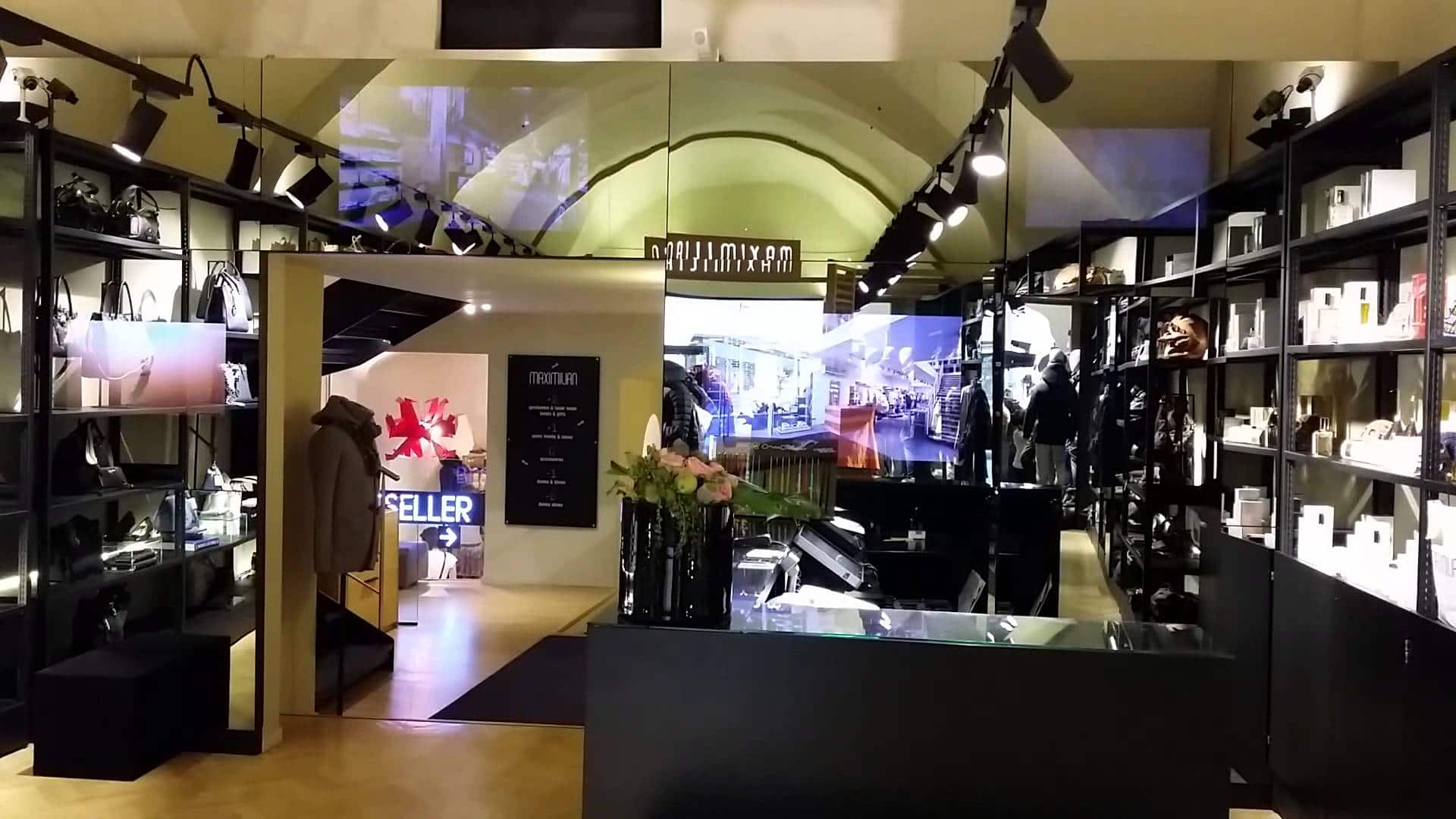Digital Signage kommt im Laden an